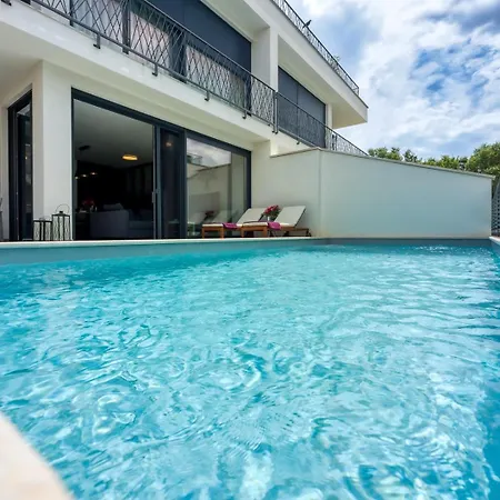 Casa Ella With Private Pool *