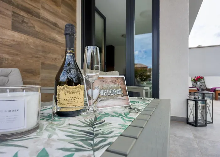 Διαμέρισμα Casa Ella With Private Pool Πόρετς