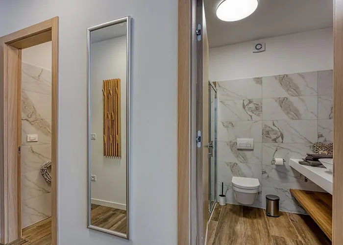 Casa Ella With Private Pool Πόρετς